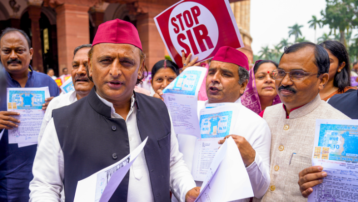 https://www.salarnews.in/public/uploads/images/newsimages/maannewsimage18082025_154901_728x410 Design (12).png